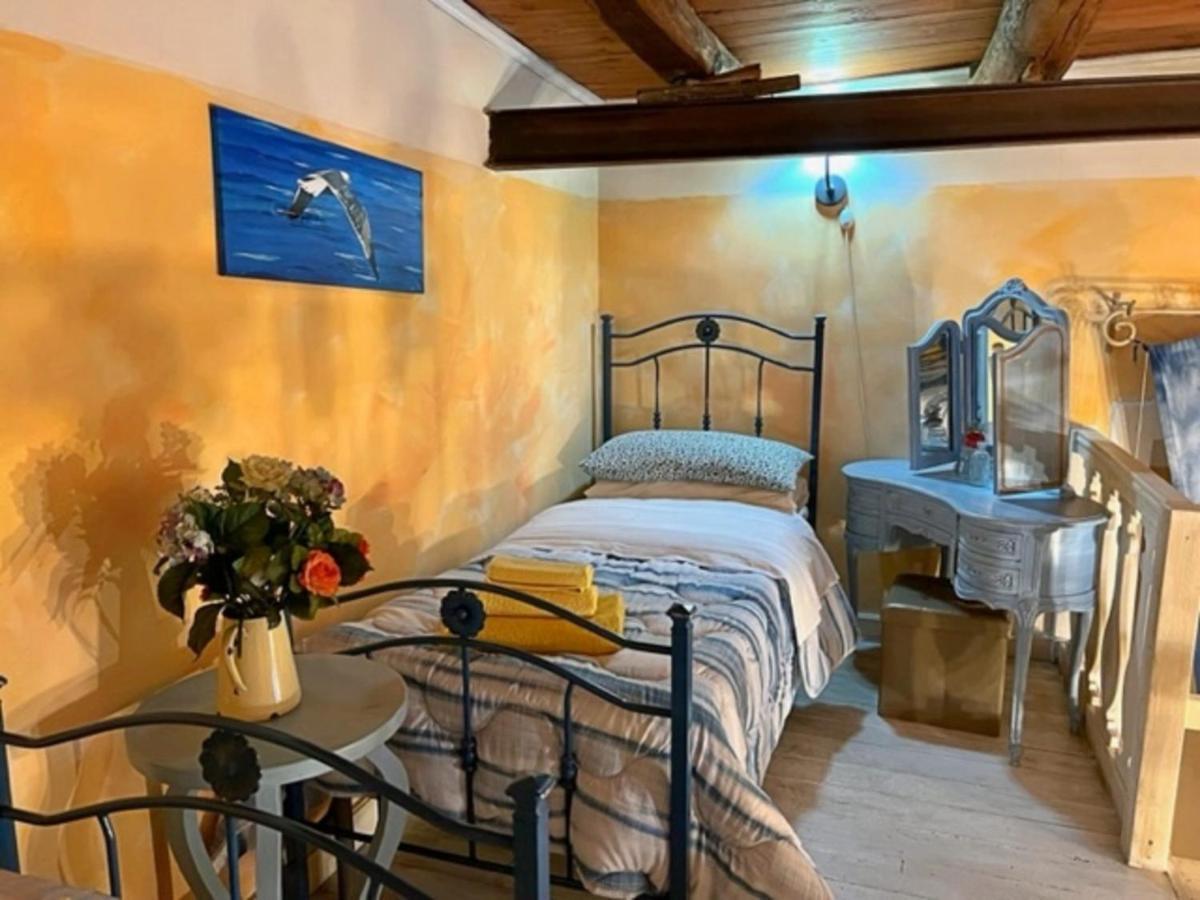 Bella Mbriana Rooms Napoli Ngoại thất bức ảnh